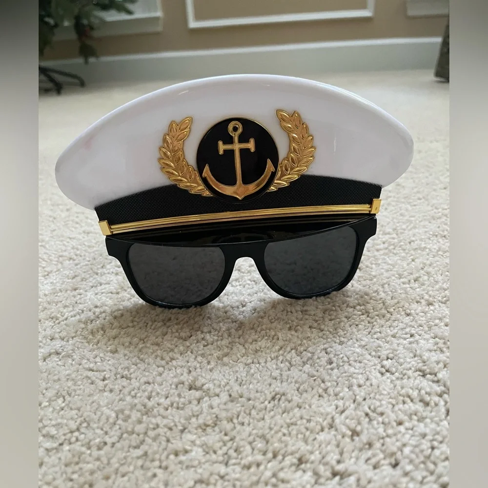 Cruise captain sunglasses